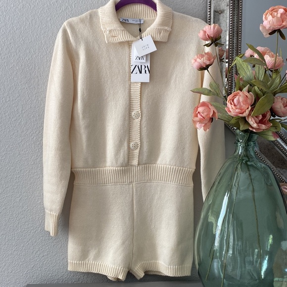 ❌SOLD❌Zara jumpsuit - Picture 4 of 4